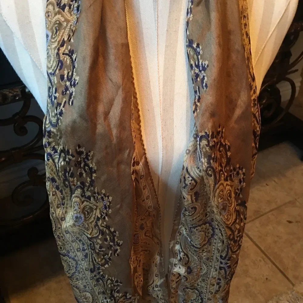 100% SILK Scarf NWOT
